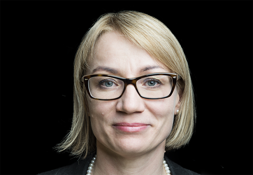 BIO Monika Lewandowicz Machnikowska