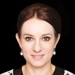 dr Ewa Jarczewska-Gerc