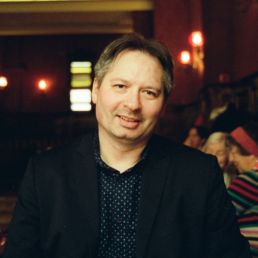 dr hab. prof. UŚ Jakub Morawiec 