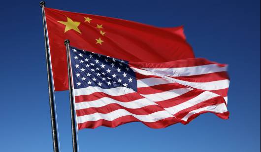 USA i Chiny: od partnerstwa do systemowej rywalizacji