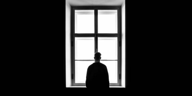 Paradoksy samotności psychologicznej