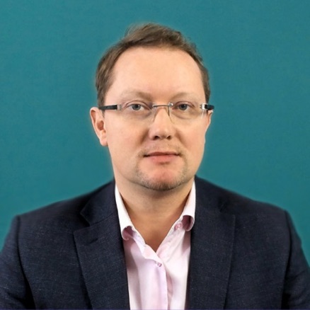 dr hab. Łukasz Kaczmarek